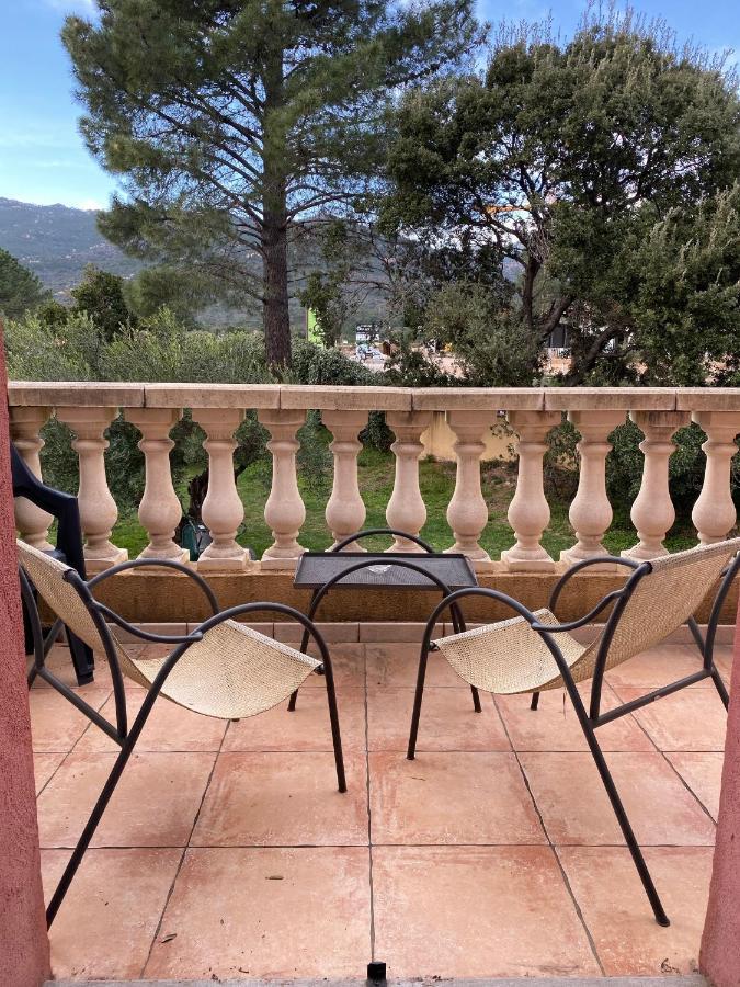 Hotel Du Pont De L'Oso ليسي المظهر الخارجي الصورة